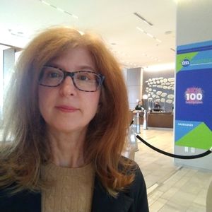 Meet your Posher, Cynthia